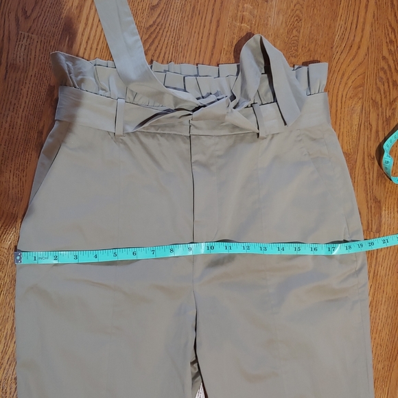 NWT ZARA Paperbag High Waisted Trouser Cropped Pants/Capris - Picture 5 of 6
